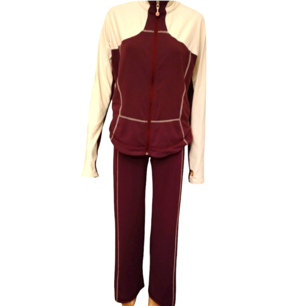 🌸Sale!! 🌸Like new Lululemon jacket and pants set With free premium gi